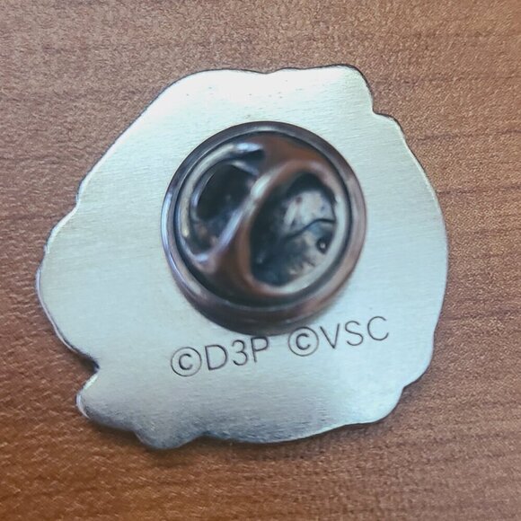 *Free Add-on* Vintage Anime Pin - Shenri - Character Pin - video game ? - Picture 2 of 2